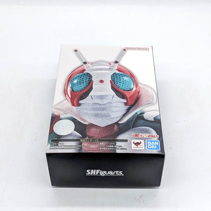 BANDAI S.H.Figuarts Shinkocchou Kamen Rider V3 Kamen Rider V3