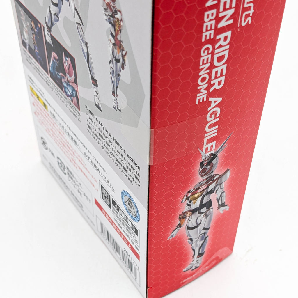 BANDAI S.H.Figuarts Kamen Rider Aguilera Queen Bee Genome