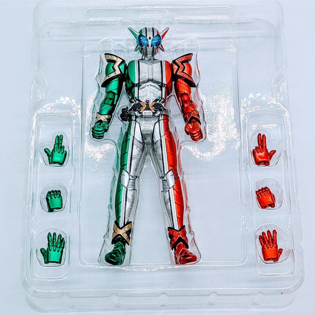 BANDAI S.H.Figuarts Kamen Rider W Cyclone Accel Extreme