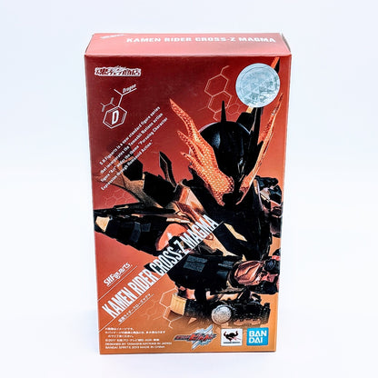 BANDAI S.H.Figuarts Kamen Rider Build Kamen Rider Cross-Magma