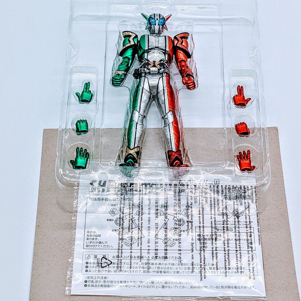 BANDAI S.H.Figuarts Kamen Rider W Cyclone Accel Extreme